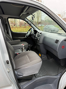 2009 Toyota hiace 8-kohaline 2.5 86kw (6 foto / 10)
