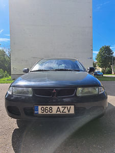 Mitsubishi carisma (1 foto / 5)