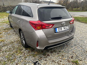 Toyota Auris Touring Sports (3 foto / 5)