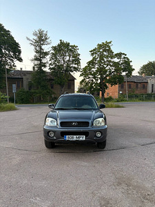 Hyndai Santa Fe 2.7 V6 ATM (1 foto / 10)