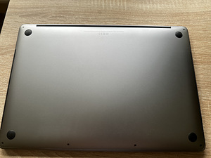 Apple Macbook Pro i7/16GB/256GB (15-inch, 2018), Space Grey (3 foto / 5)