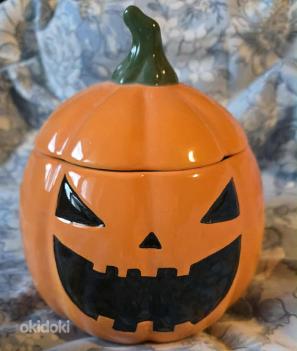 Halloween Pumpkin kommikauss