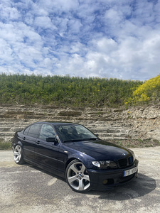 BMW 330d 150kw Individual (6 foto / 12)