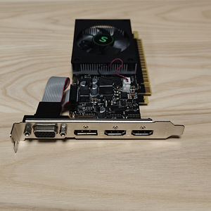 Lihtsamaid videokaarte GT730 (2 foto / 4)