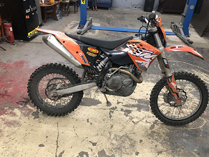 Ktm EXC 450F 2010 (3 foto / 5)