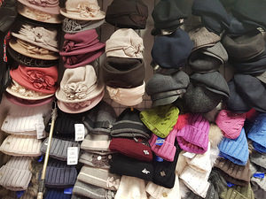 Hooajalised meeste mütsid ja aksessuaarid (2 foto / 3)