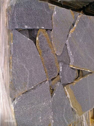 Натуральный камень кварцит произвольной формы (фото #3)