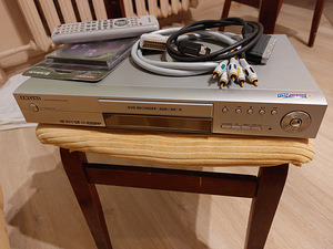 DVD RECORDER DVD-R100E (1 foto / 4)
