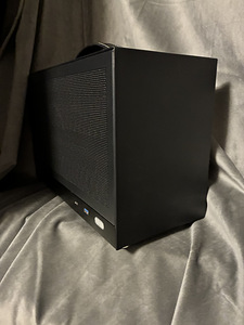 Võimas ITX lauaarvuti Ryzen 7 (2 foto / 5)