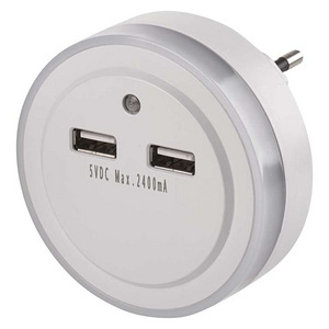 LED ÖÖVALGUSTI/LAADIJA 3LED 230V 2xUSB (2 foto / 4)