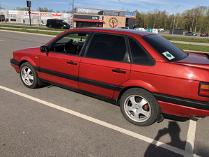 Volkswagen Passat B3 1.8 66Kw (5 foto / 14)