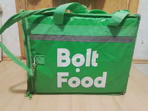 Autokott. Bolt Food