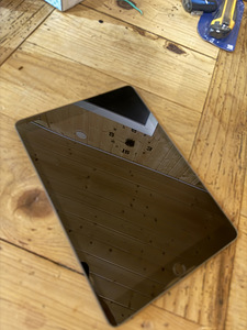 Apple iPad 8 gen 128GB+WiFi+Cellular LTE (1 foto / 3)