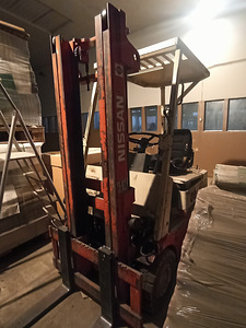 Nissan tõstuk (3 foto / 7)