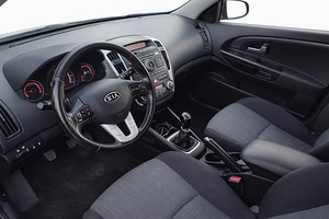 Kia Ceed 2010 1.6 дизель рестайлинг (10 фото из 15)