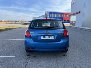 Kia Ceed 2010 1.6 дизель рестайлинг (5 фото из 15)