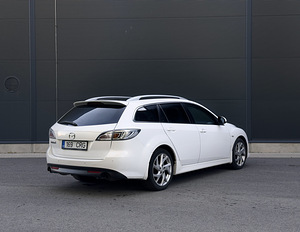 Mazda 6 Luxury Facelift ATM 2.0 114 кВт 2012 (4 фото из 10)