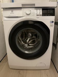 Pesumasin ja kuivati electrolux (1 foto / 4)