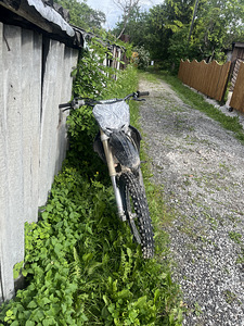 RMZ 250cc 4t 2012 (1 foto / 4)