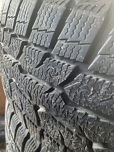 TOYO LAMELLREHVID 205/55/R16 + VELJED (3 foto / 3)