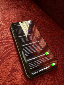 iPhone 11 64 GB (1 foto / 2)