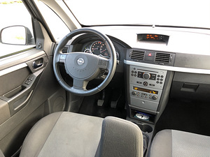 Opel meriva (6 фото из 13)