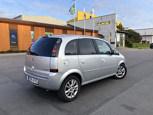 Opel meriva (7 фото из 13)
