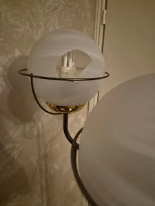 Elegantne kolme valgusallikaga põrandalamp valgusti lamp (4 foto / 4)