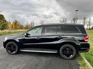 Mercedes Benz GL (4 foto / 15)