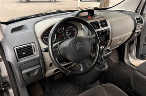 Citroen Jumpy LONG Multispace exclusive 2.0 120kW (8 foto / 10)