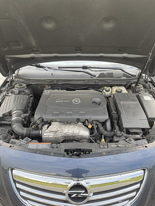 Opel Insignia 2.0 118kW (8 foto / 10)