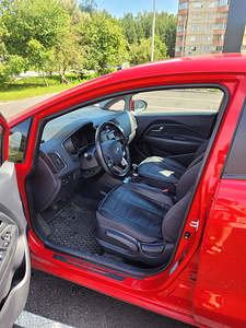 Kia rio 1.4 disel 2012 (3 foto / 10)