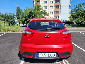 Kia rio 1.4 disel 2012 (6 foto / 10)