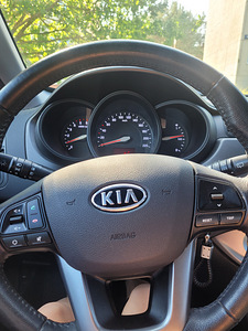 Kia rio 1.4 disel 2012 (10 foto / 10)