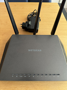Netgear Nighthawk AC1900 WiFi Router (R7000) (2 foto / 4)