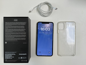 Apple iPhone 11 Pro Max, 64 GB, Midnight Green (1 foto / 4)
