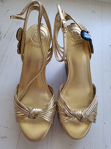 Guess kingad 37 (SMART TASUTA) (3 foto / 4)