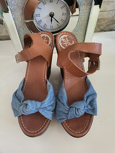 Guess platform 37 (SMART TASUTA) (2 foto / 3)