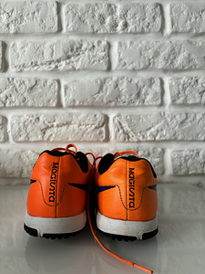 NIKE PUTSAD 37.5 (dpd tasuta) (4 foto / 5)