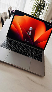 MacBook Pro 2017 13" (A1706, Touch Bar, Thunderbolt) (2 foto / 7)