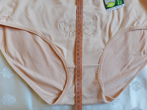 Новые трусы р. XL (7 фото из 7)