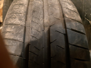 Шины Maxxis 195/60/R15, 4шт (2 фото из 5)