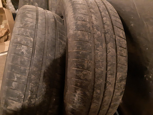 Шины Maxxis 195/60/R15, 4шт (3 фото из 5)