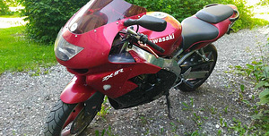 Kawasaki zx9r 105kw