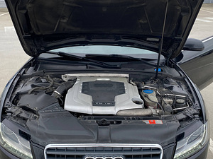 Audi A5 S line 2008 Дизель 2.7 (13 фото из 15)
