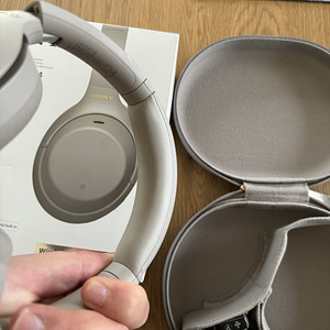 Sony WH-1000XM4 (4 foto / 5)
