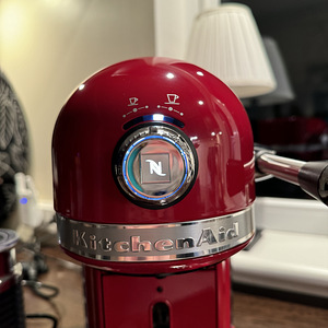 Кофемашина KitchenAid Nespresso (4 фото из 6)