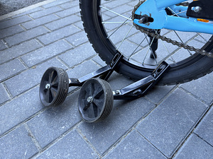 Laste jalgratas Jupiter 16” + abirattad (2 foto / 2)