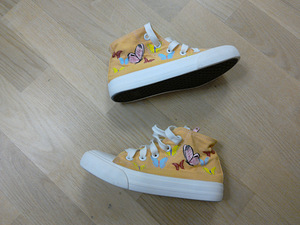 Кеды 29 р (3 фото из 6)
