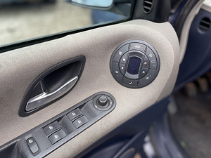 Renault espace (11 foto / 11)